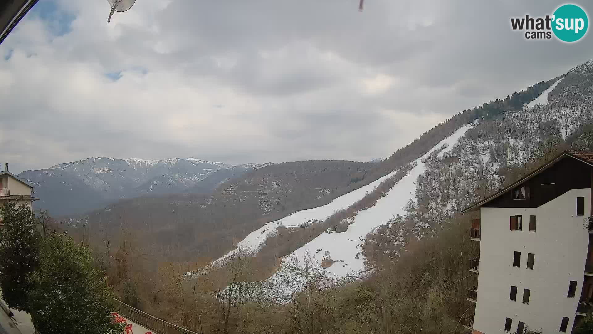 Cardini di Roburent – pogled na Monte Alpet