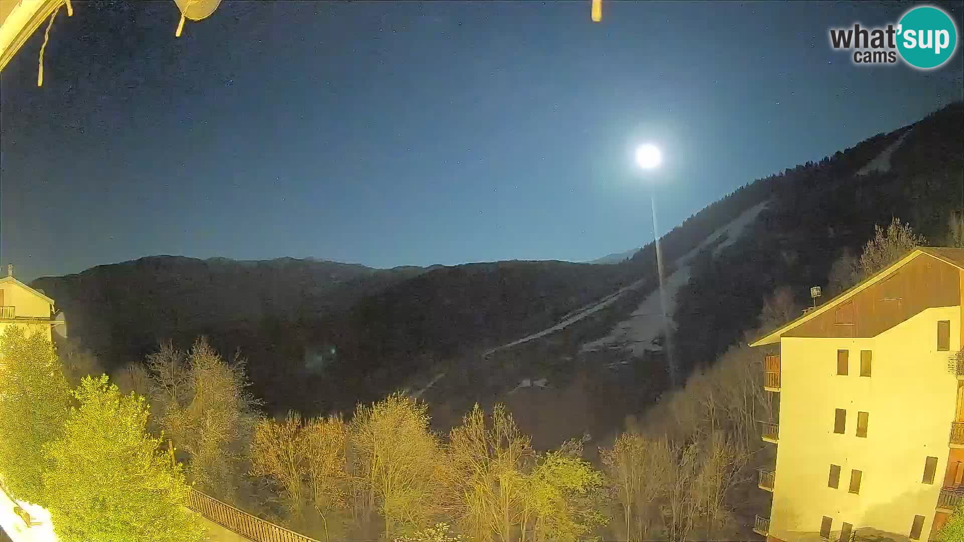 Cardini di Roburent – pogled na Monte Alpet