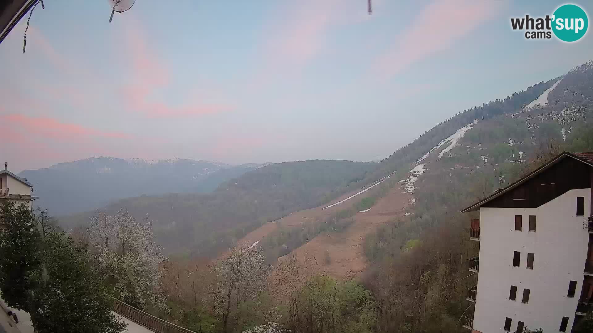 Cardini di Roburent – vista al Monte Alpet