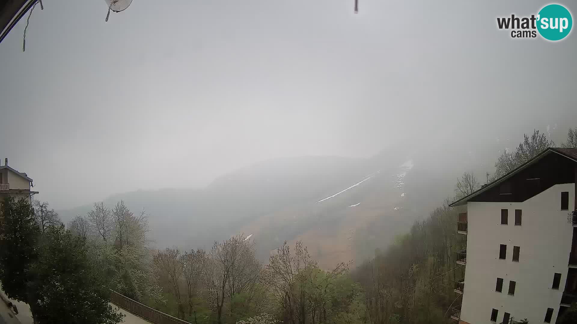 Cardini di Roburent – vista al Monte Alpet