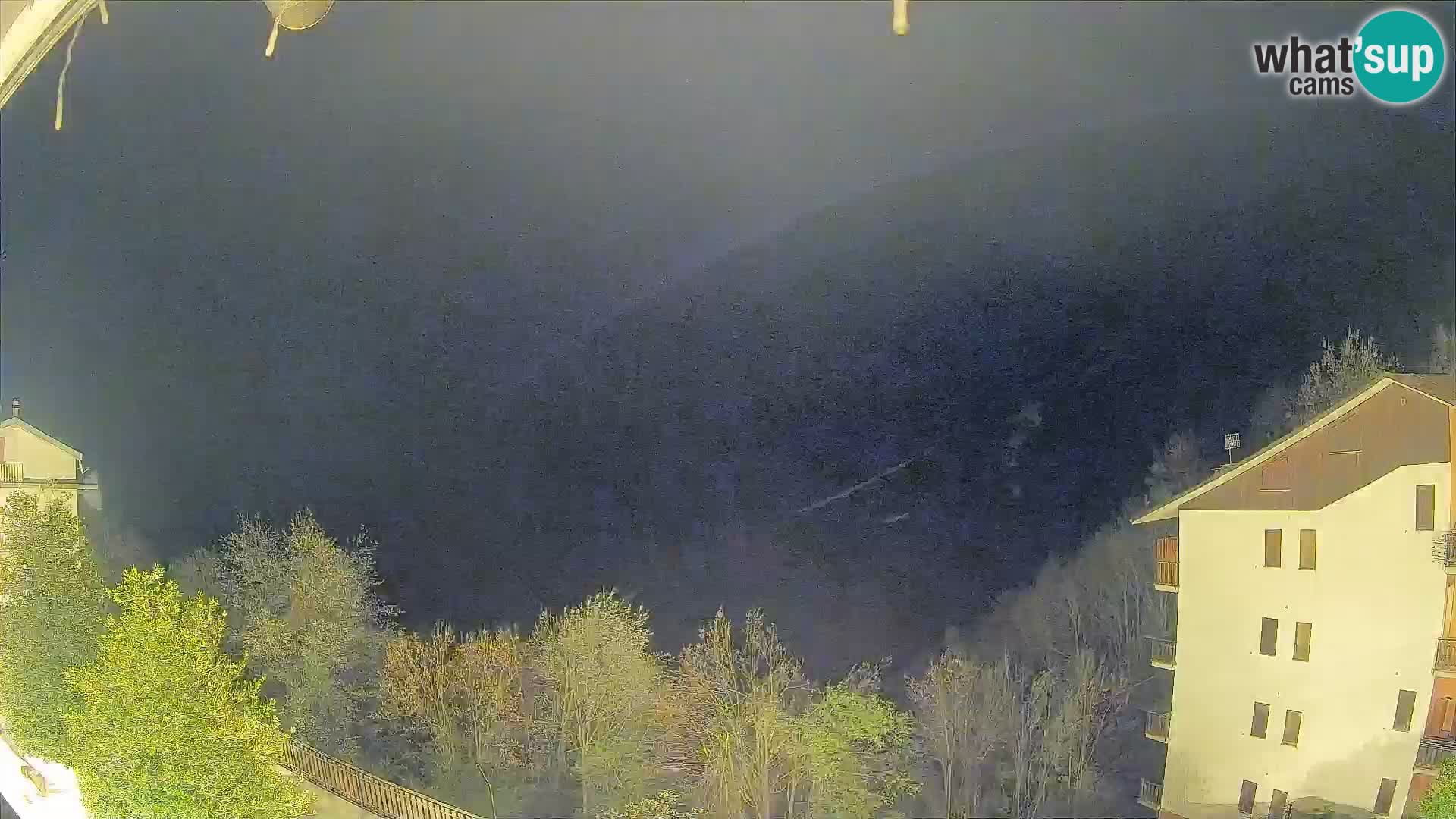 Cardini di Roburent – pogled na Monte Alpet