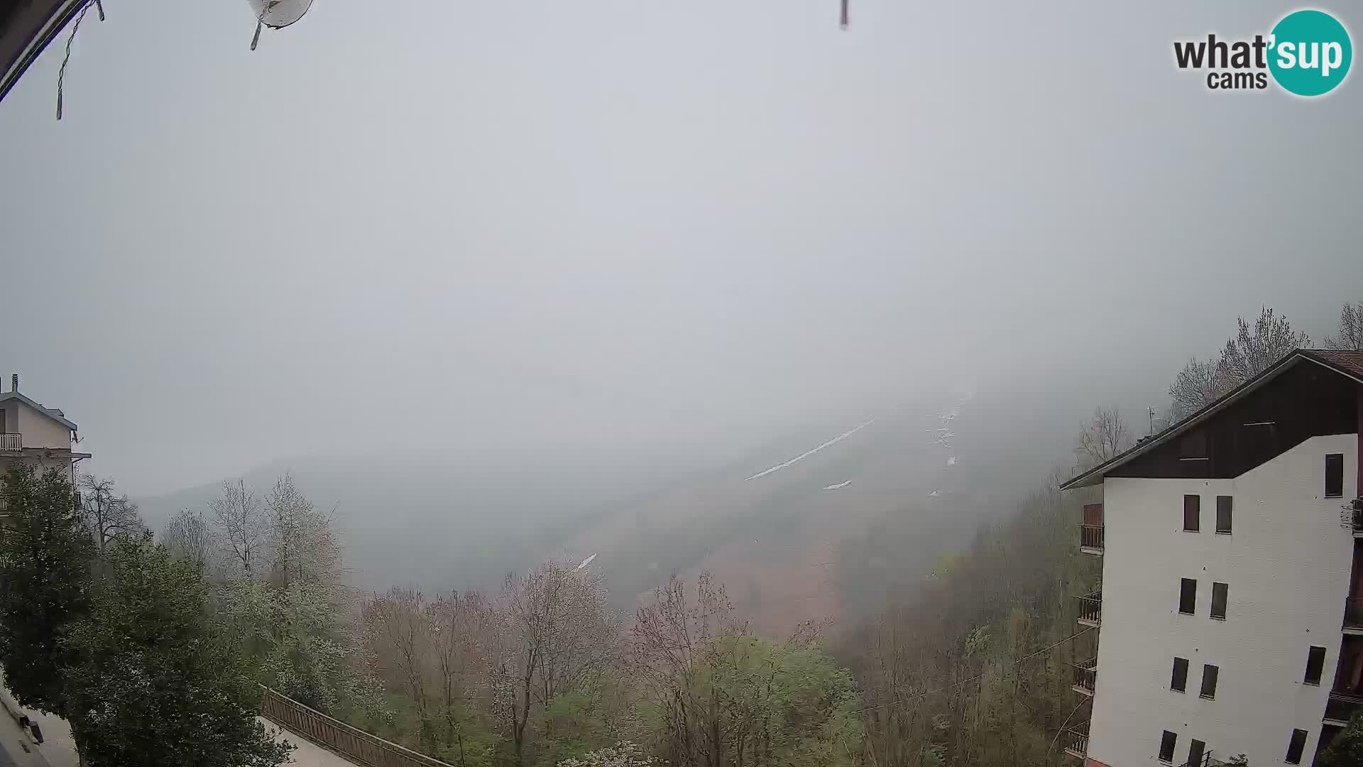 Cardini di Roburent – vista al Monte Alpet