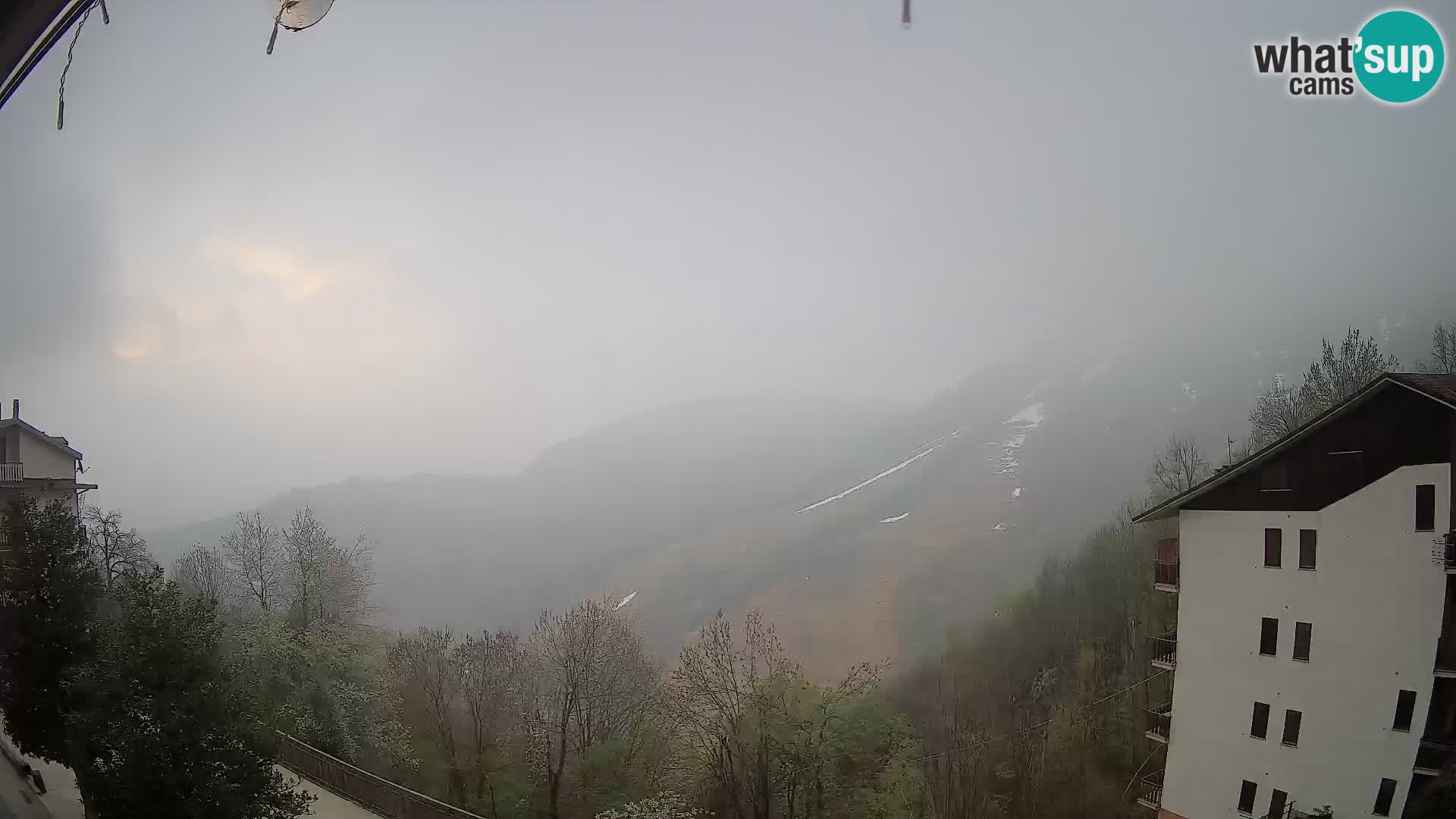 Cardini di Roburent – vista al Monte Alpet