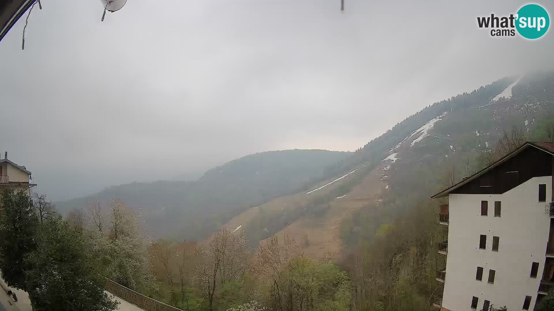 Cardini di Roburent – vista al Monte Alpet