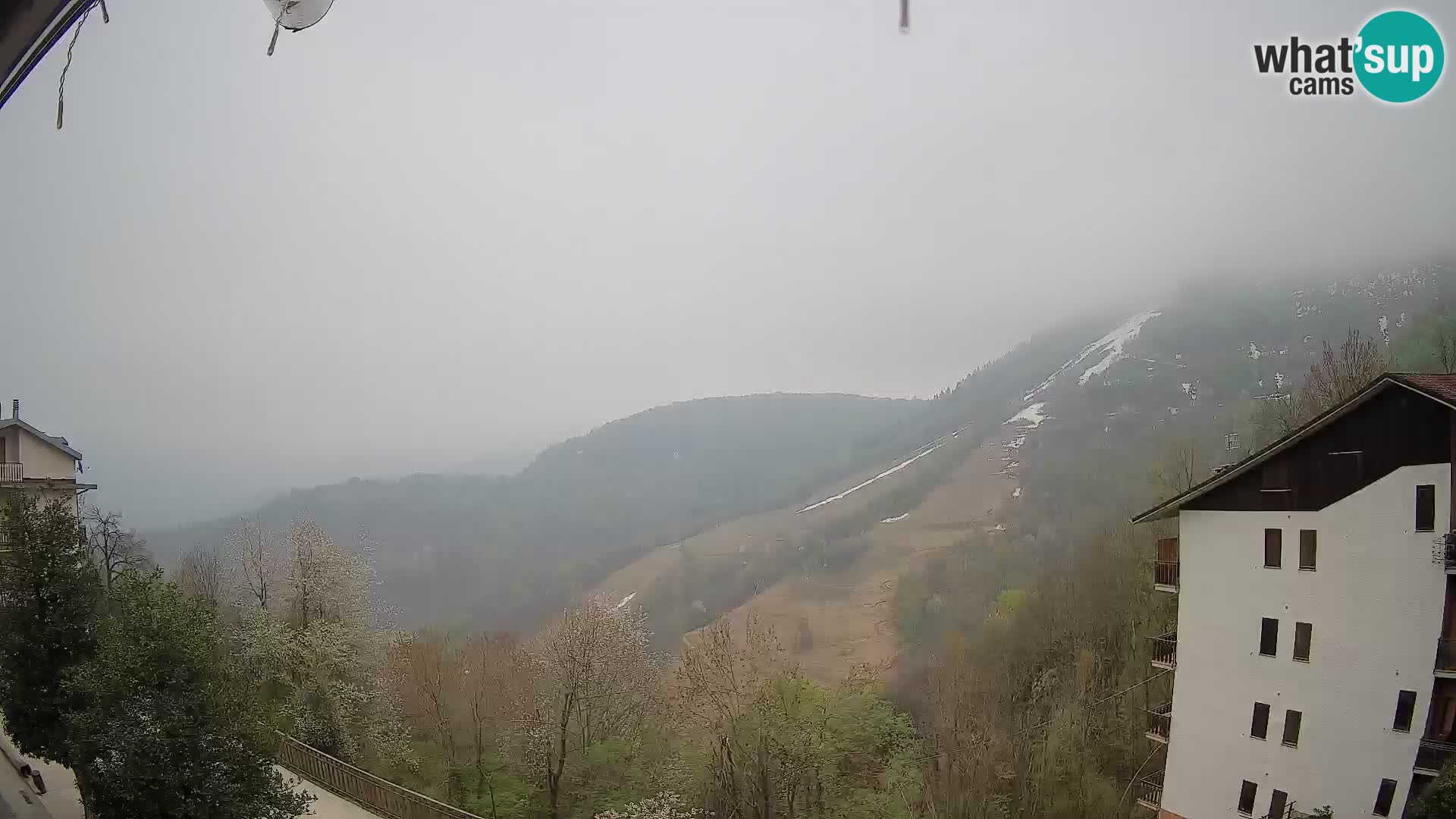 Cardini di Roburent – vista al Monte Alpet