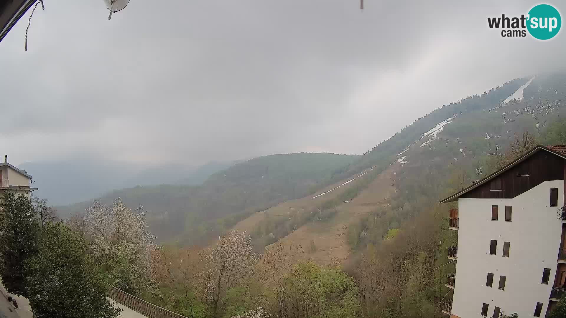 Cardini di Roburent – pogled na Monte Alpet