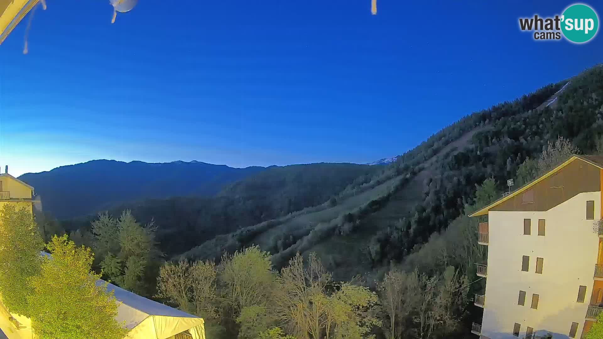 Cardini di Roburent – pogled na Monte Alpet