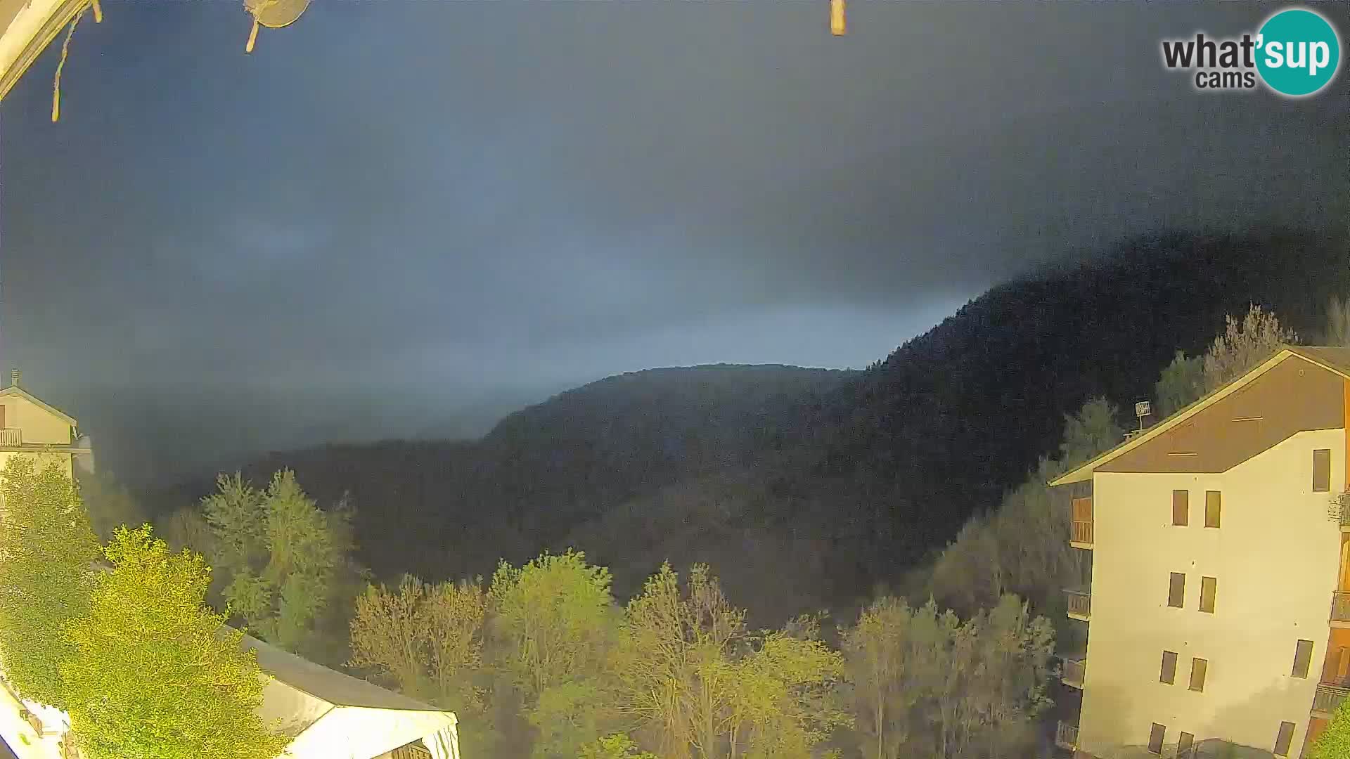 Cardini di Roburent – pogled na Monte Alpet