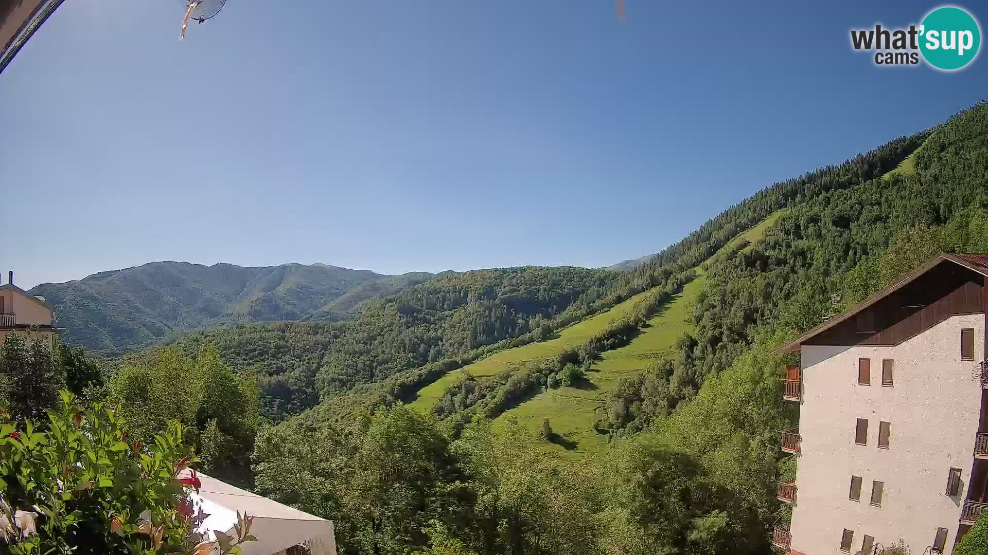 Cardini di Roburent – view to Monte Alpet