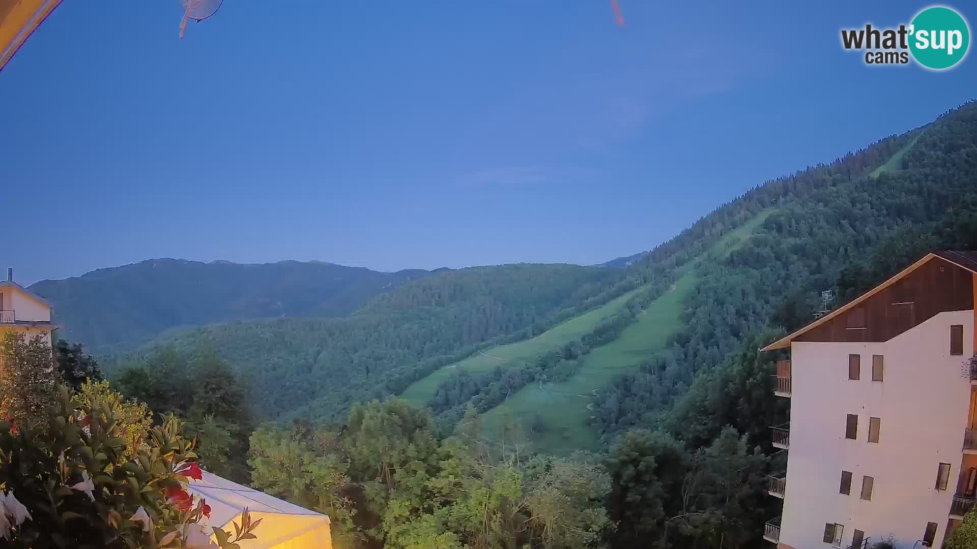 Cardini di Roburent – view to Monte Alpet