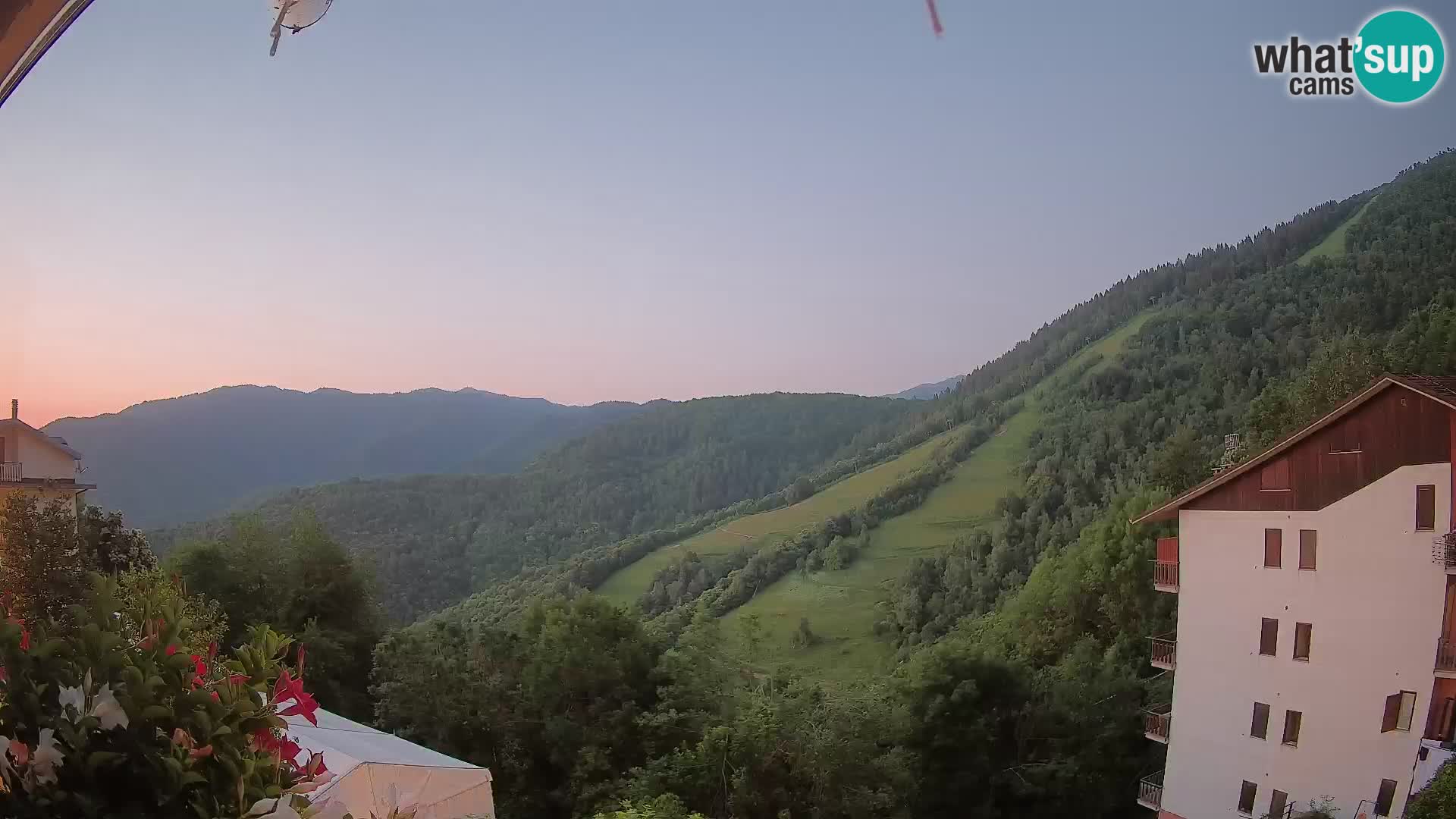 Cardini di Roburent – pogled na Monte Alpet