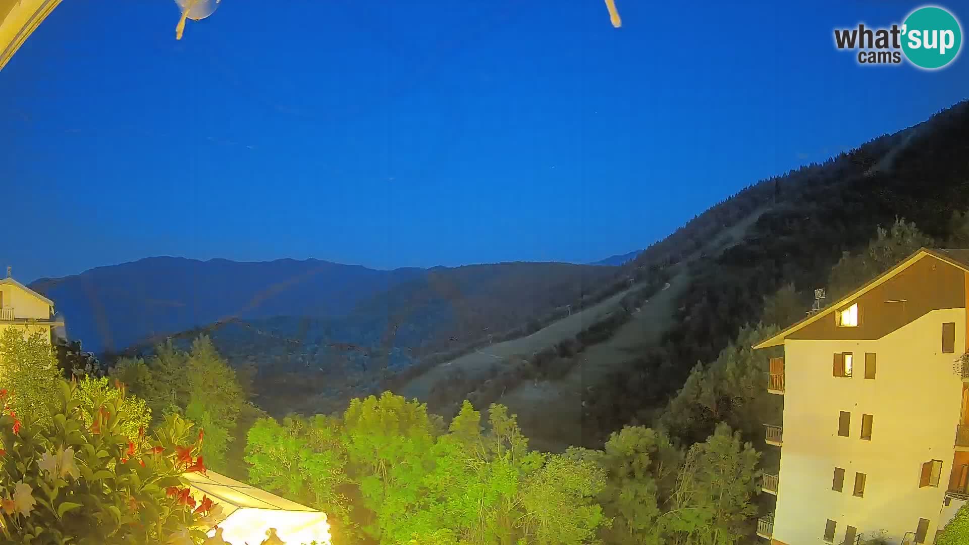 Cardini di Roburent – view to Monte Alpet