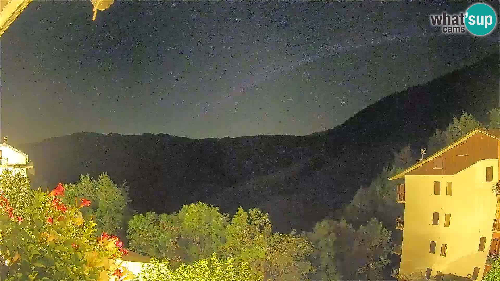 Cardini di Roburent – vista al Monte Alpet
