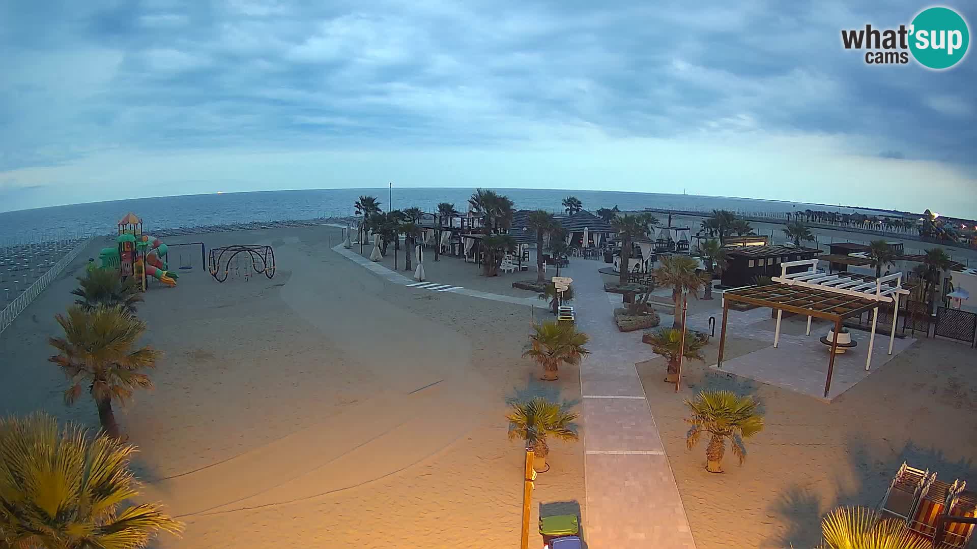 V živo Bagno Primavera Beach – Piazzale Europa Rosolina Mare webcam
