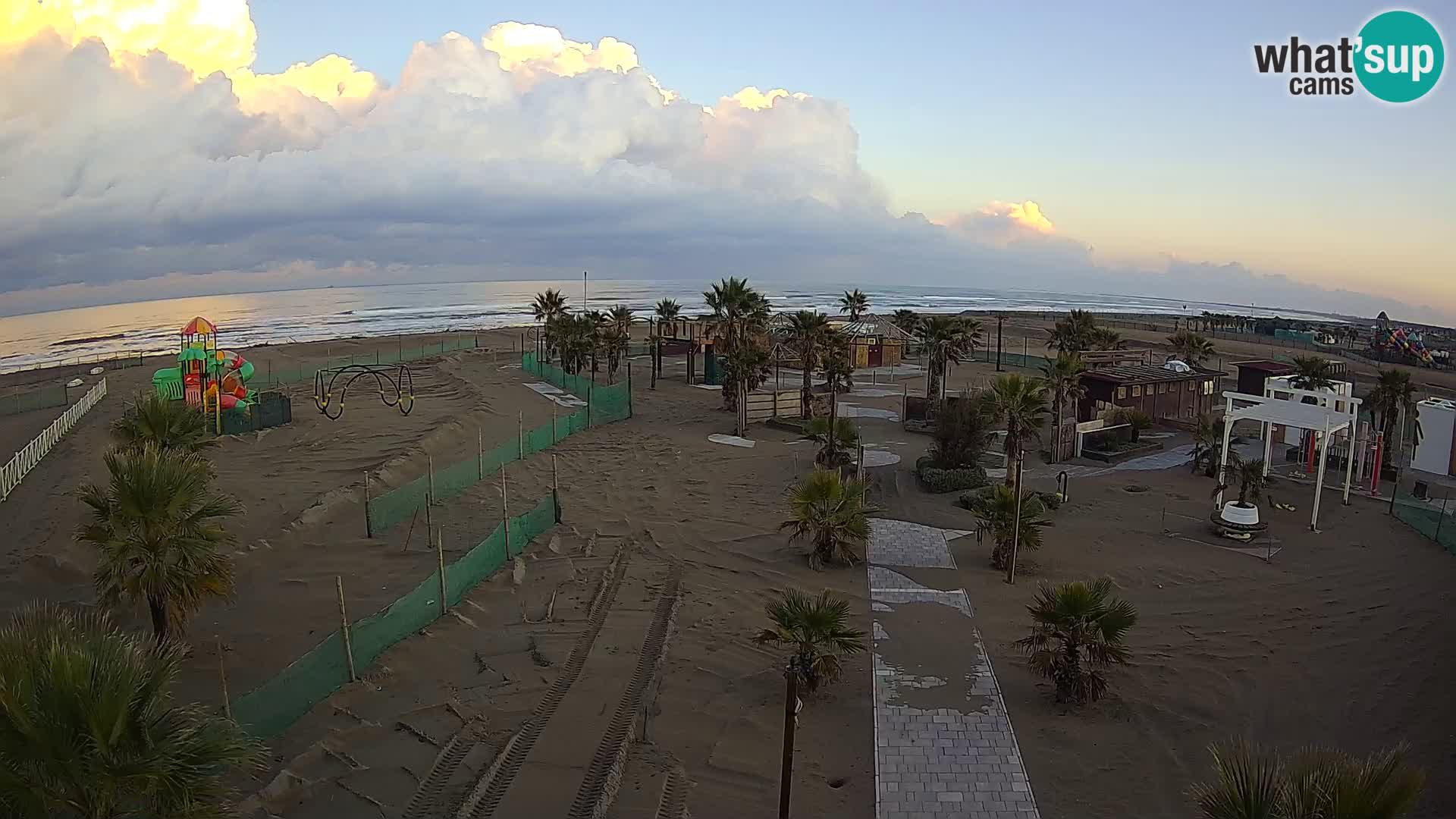 V živo Bagno Primavera Beach – Piazzale Europa Rosolina Mare webcam