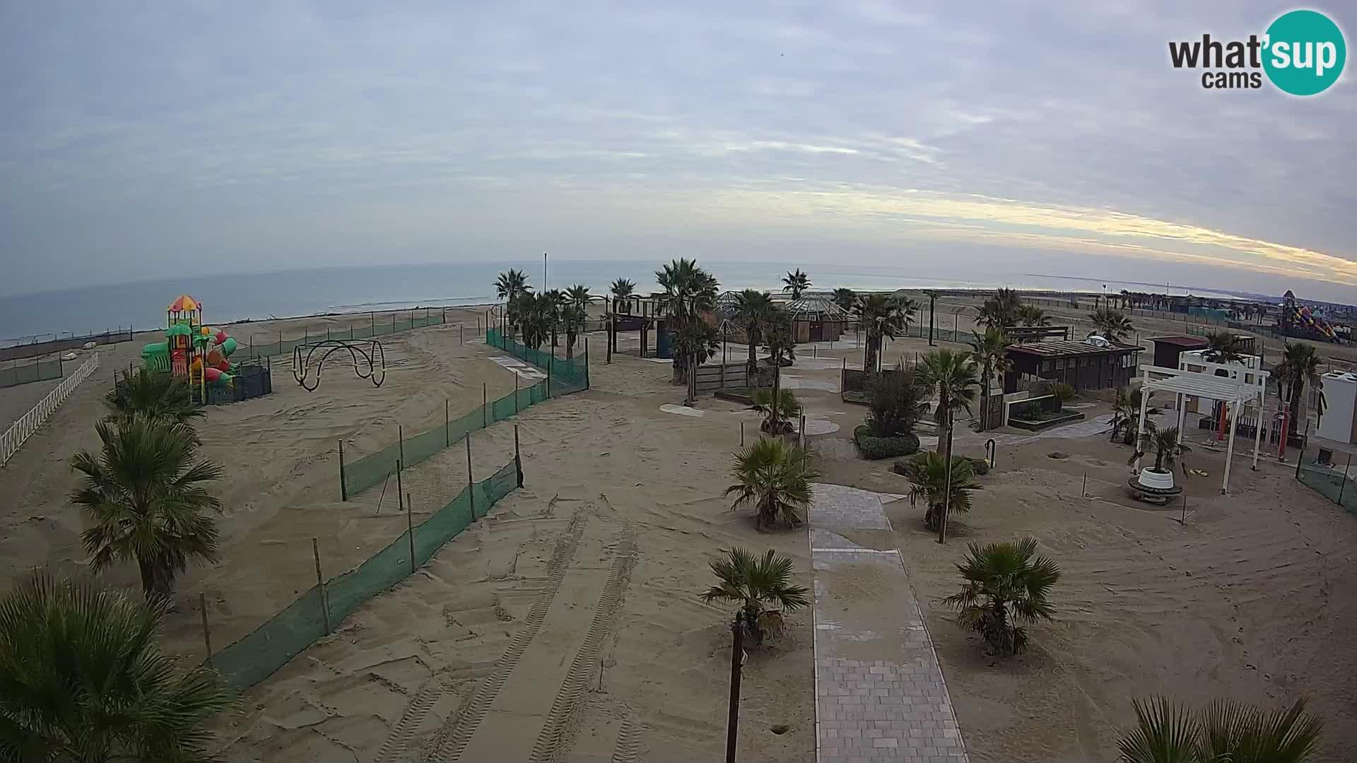 V živo Bagno Primavera Beach – Piazzale Europa Rosolina Mare webcam