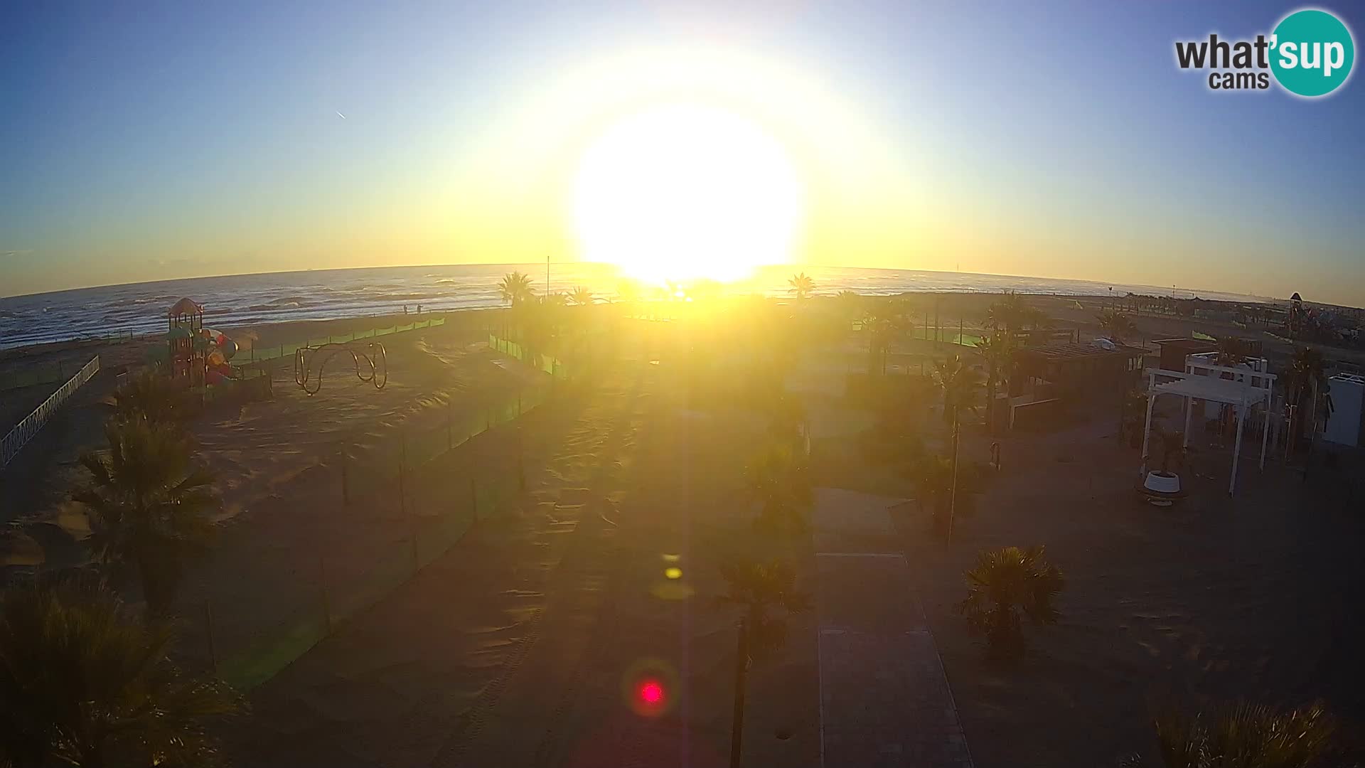 V živo Bagno Primavera Beach – Piazzale Europa Rosolina Mare webcam