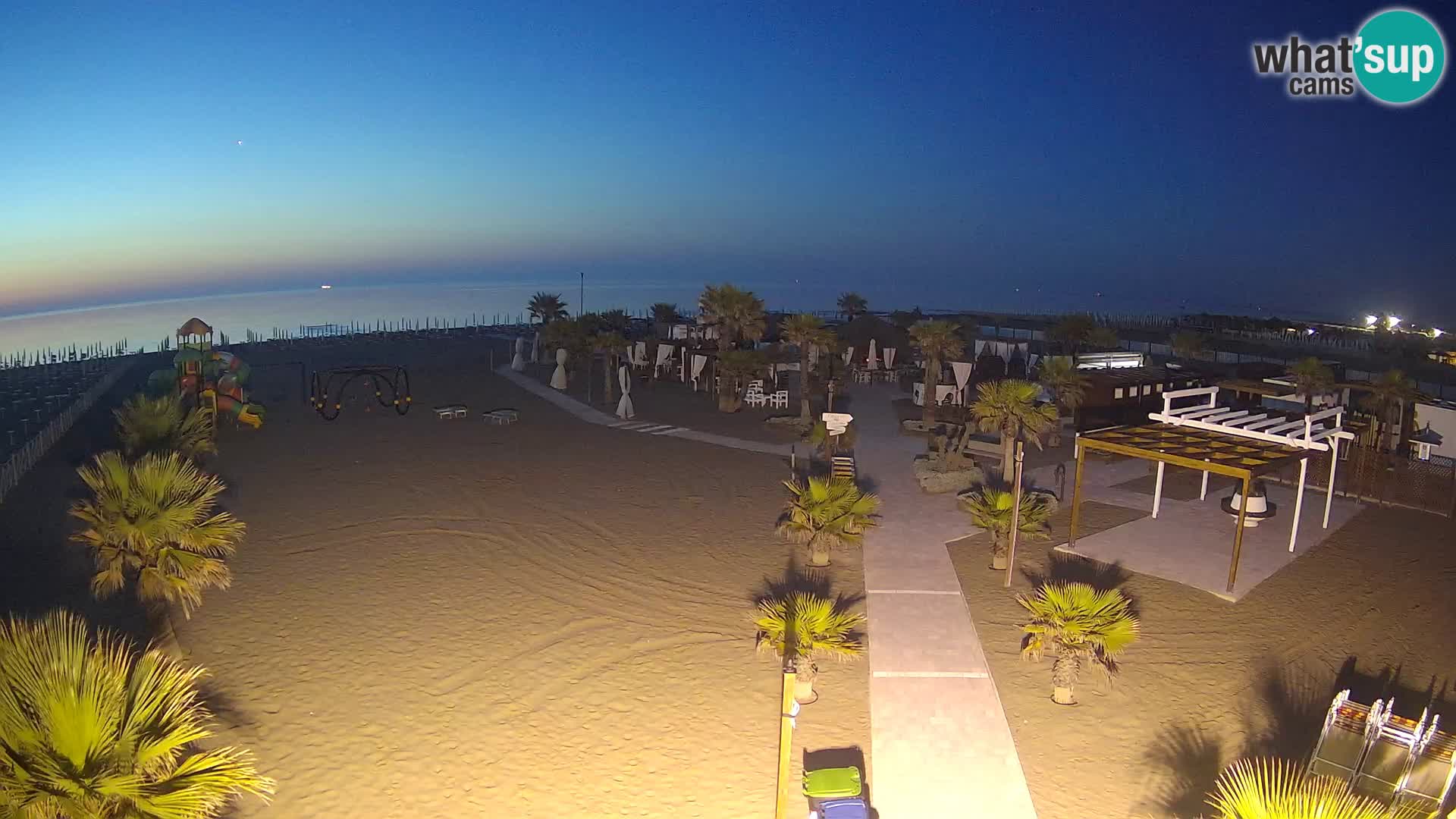 V živo Bagno Primavera Beach – Piazzale Europa Rosolina Mare webcam