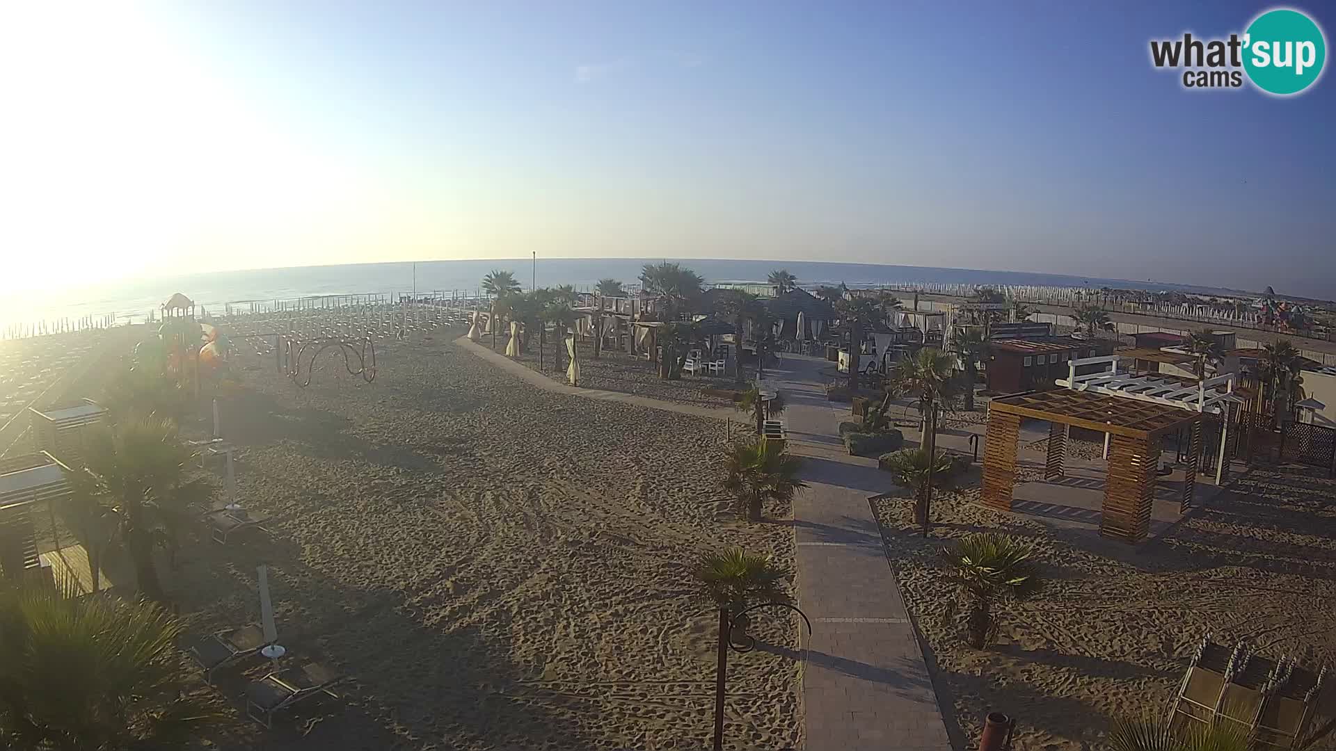 V živo Bagno Primavera Beach – Piazzale Europa Rosolina Mare webcam