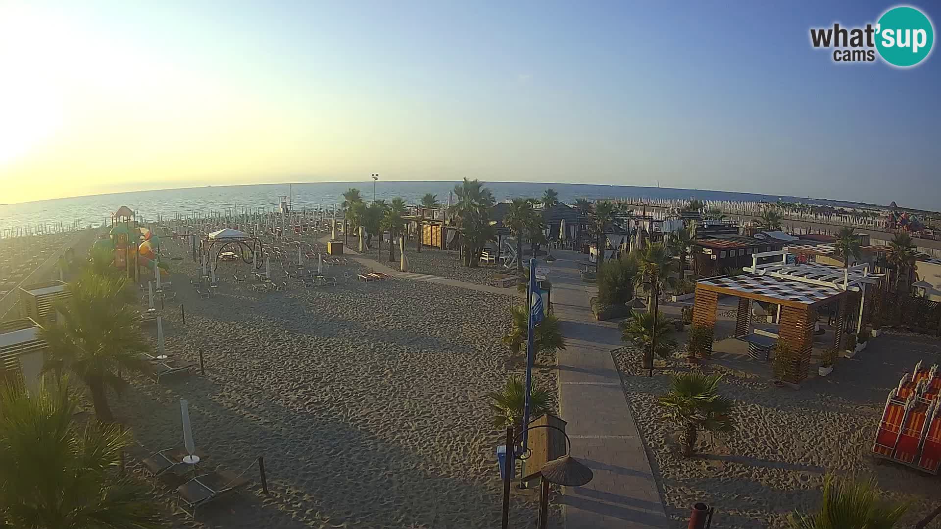 V živo Bagno Primavera Beach – Piazzale Europa Rosolina Mare webcam