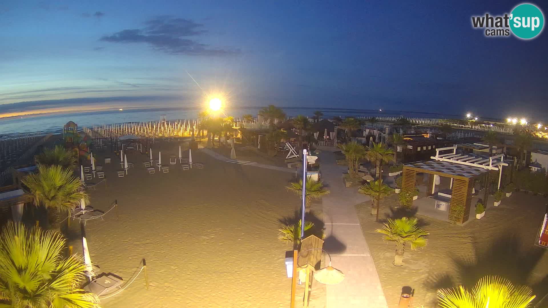 V živo Bagno Primavera Beach – Piazzale Europa Rosolina Mare webcam