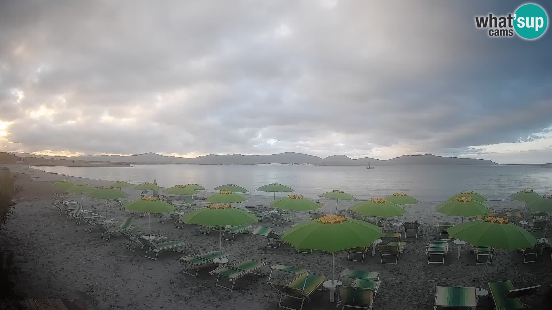Spletna kamera Porto Pino – Pogled v živo iz Sant’Anna Arresi