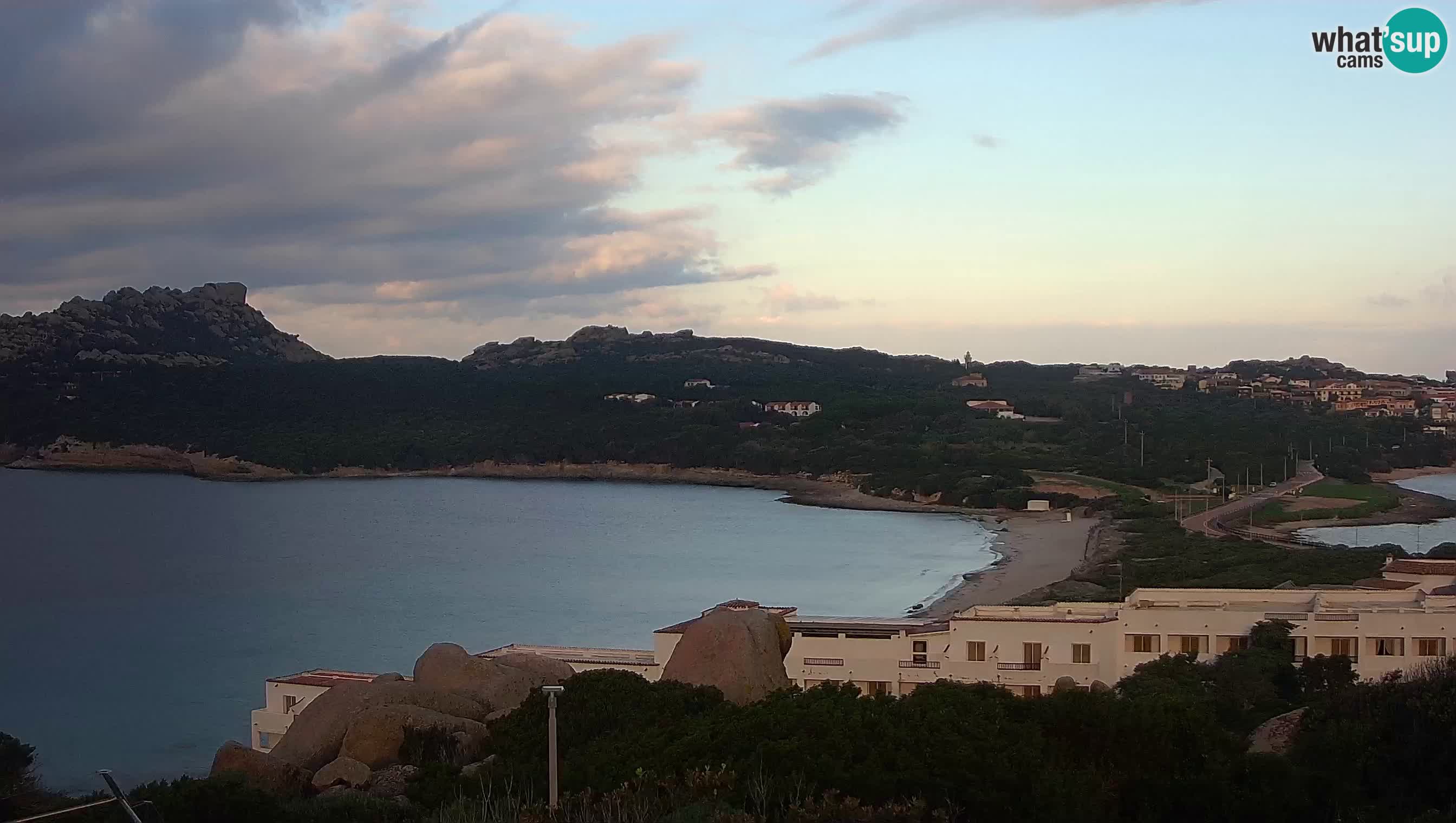 Web kamera uživo Capo Testa plaža s 2 mora – Santa Teresa Gallura – kamera uživo Sardinija