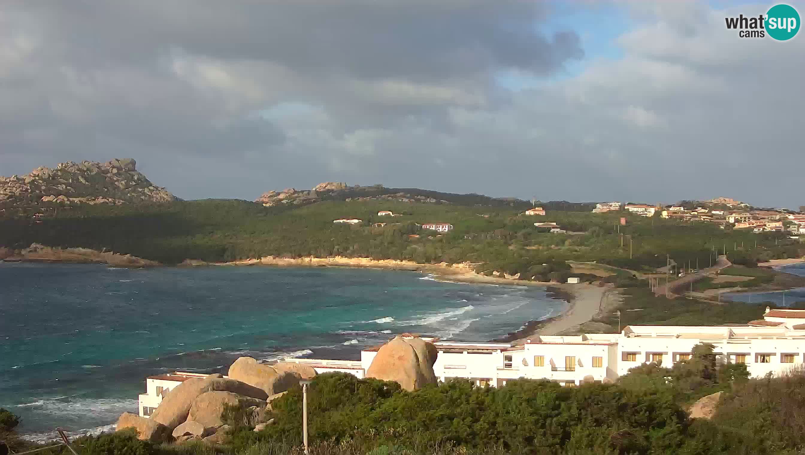 Web kamera uživo Capo Testa plaža s 2 mora – Santa Teresa Gallura – kamera uživo Sardinija