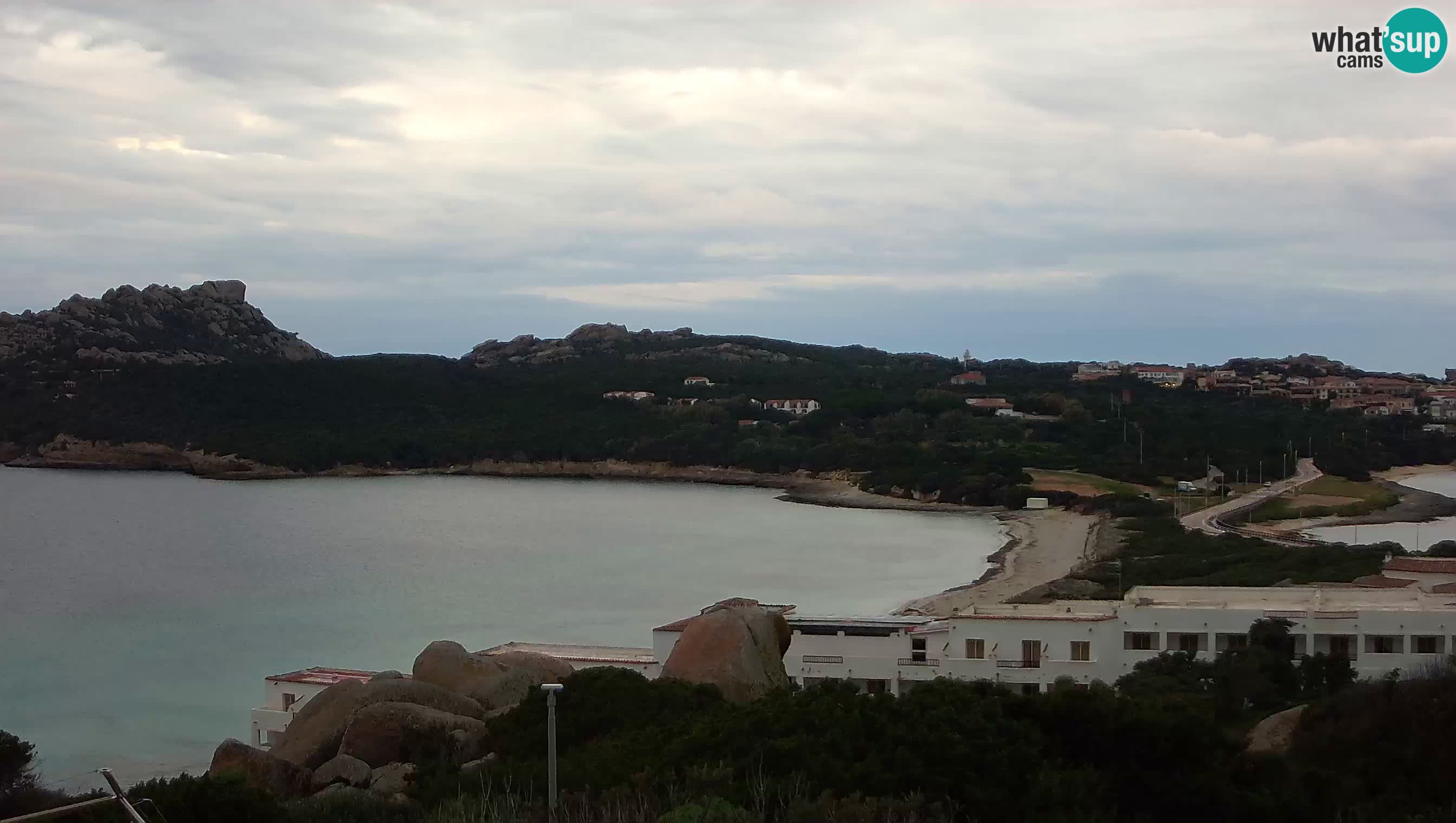 Web kamera uživo Capo Testa plaža s 2 mora – Santa Teresa Gallura – kamera uživo Sardinija