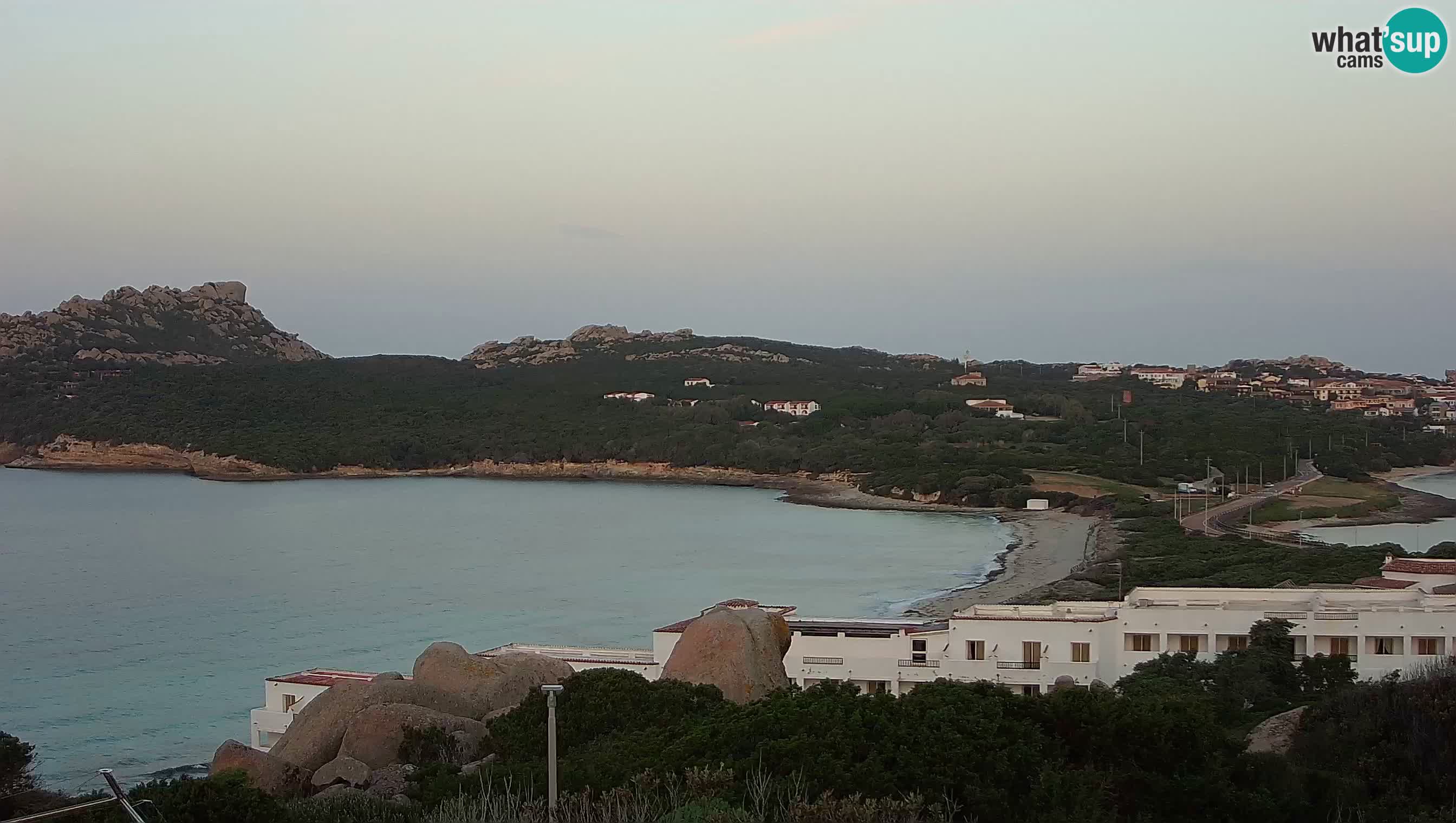 Web kamera uživo Capo Testa plaža s 2 mora – Santa Teresa Gallura – kamera uživo Sardinija