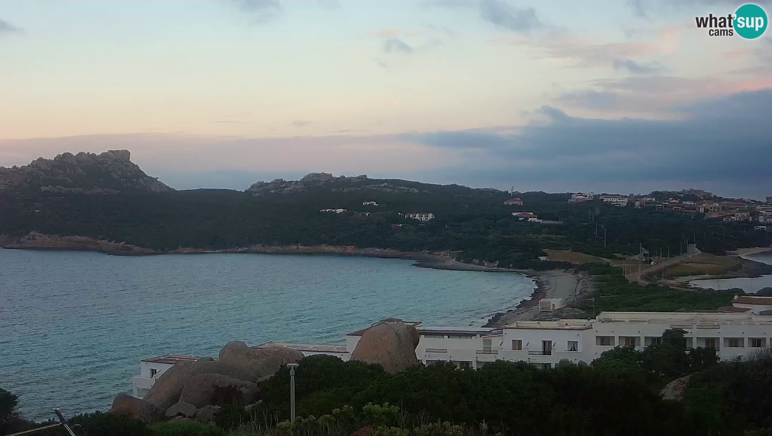 Web kamera uživo Capo Testa plaža s 2 mora – Santa Teresa Gallura – kamera uživo Sardinija