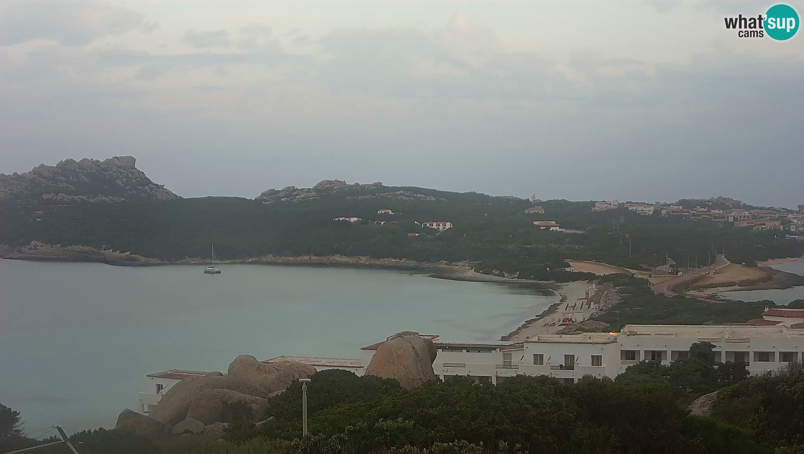 Web kamera uživo Capo Testa plaža s 2 mora – Santa Teresa Gallura – kamera uživo Sardinija