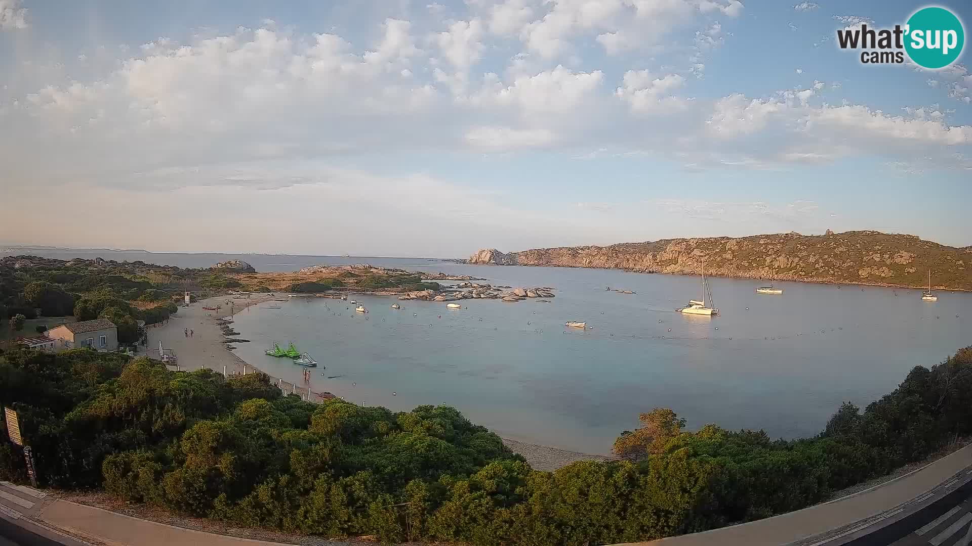 Web kamera Rena di Levante – Pogled uživo s Capo Testa