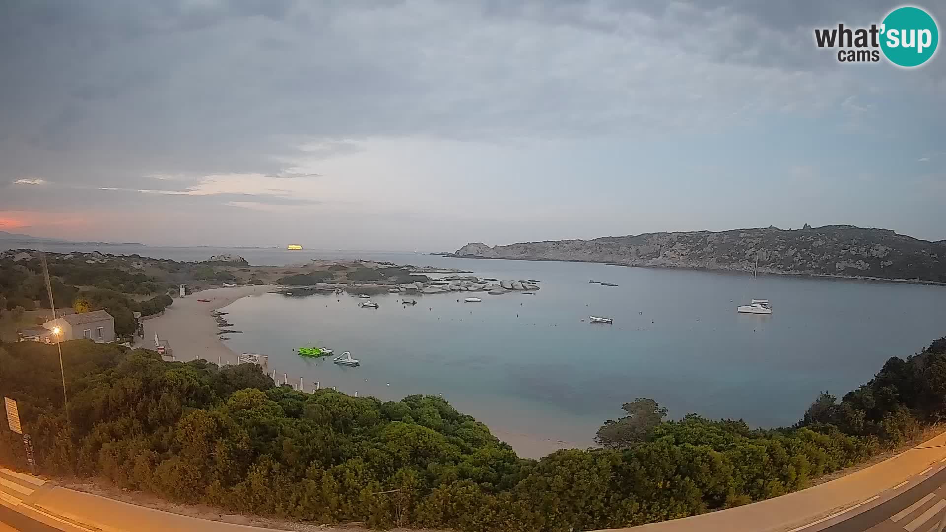 Web kamera Rena di Levante – Pogled uživo s Capo Testa