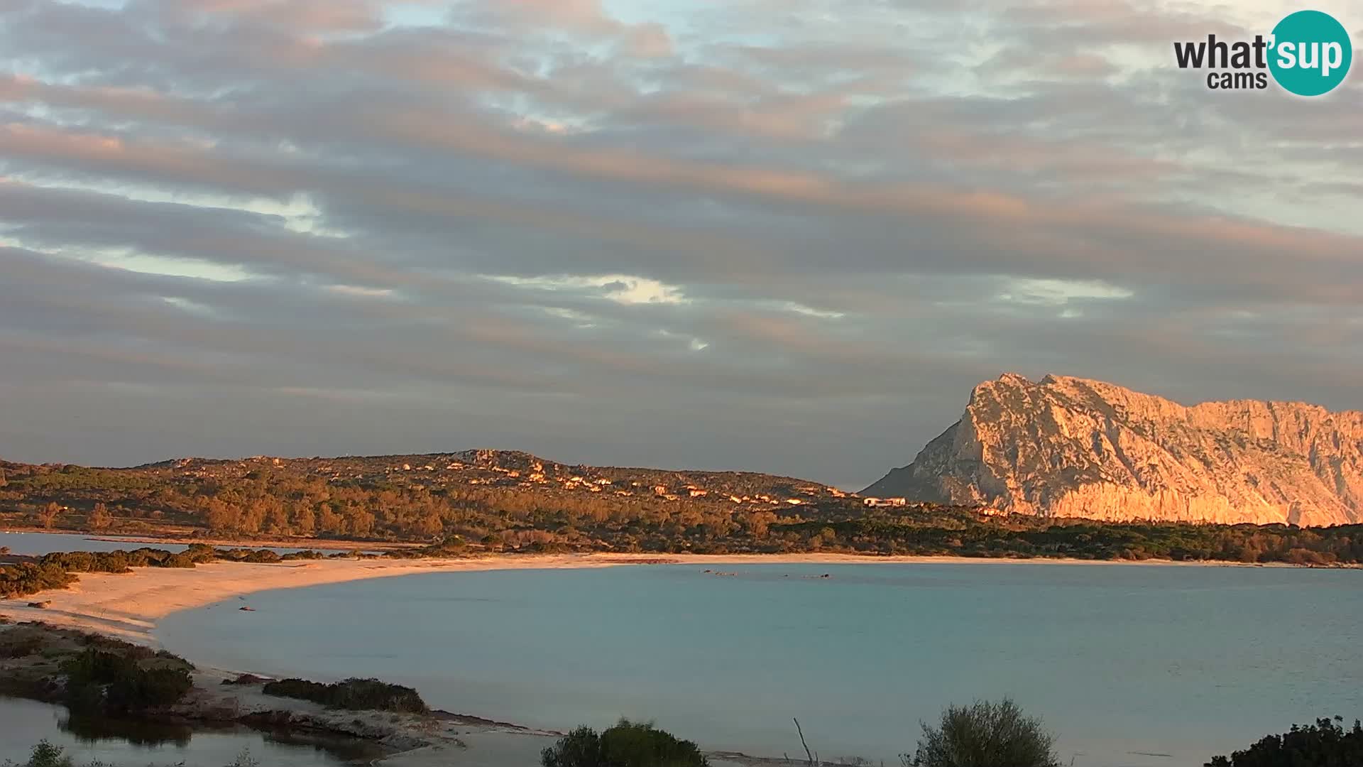 Spletna kamera San Teodoro – LU Impostu – Sardinija – Italija