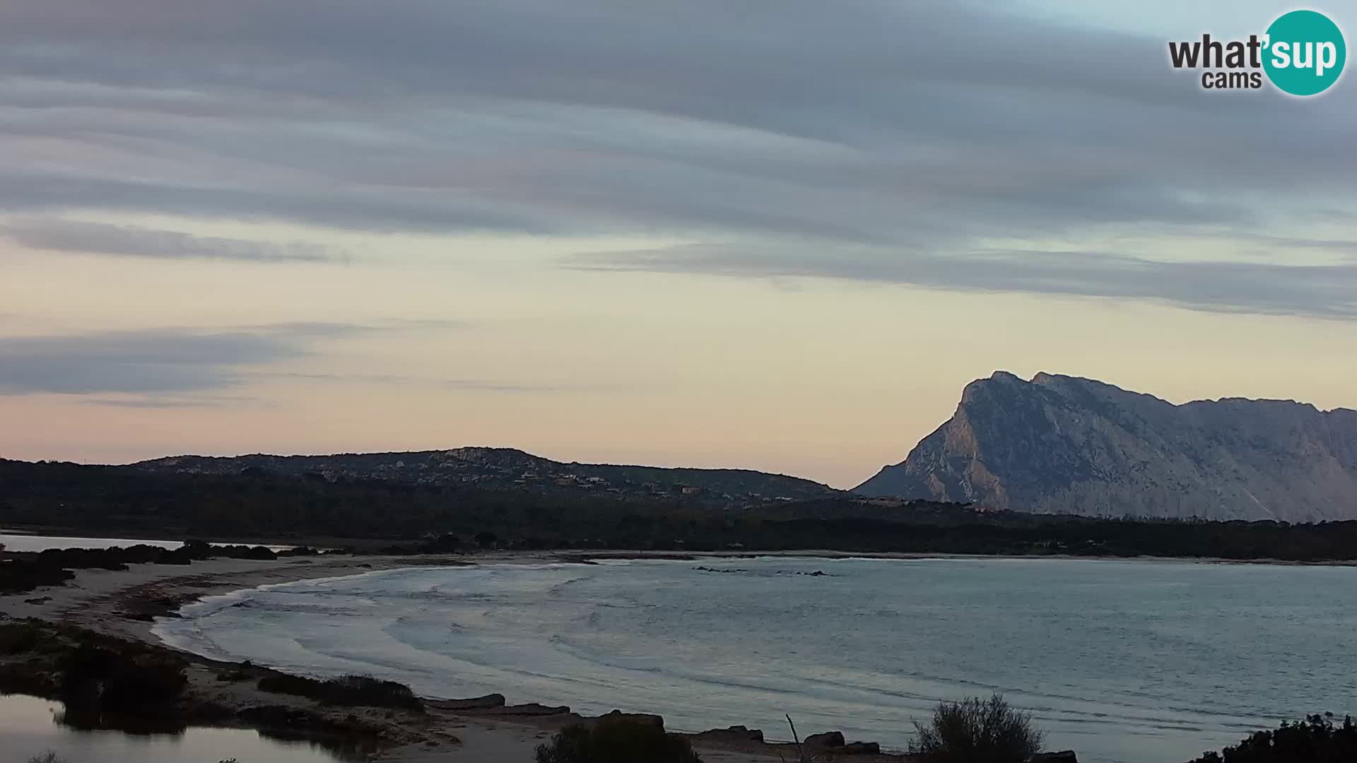 Spletna kamera San Teodoro – LU Impostu – Sardinija – Italija