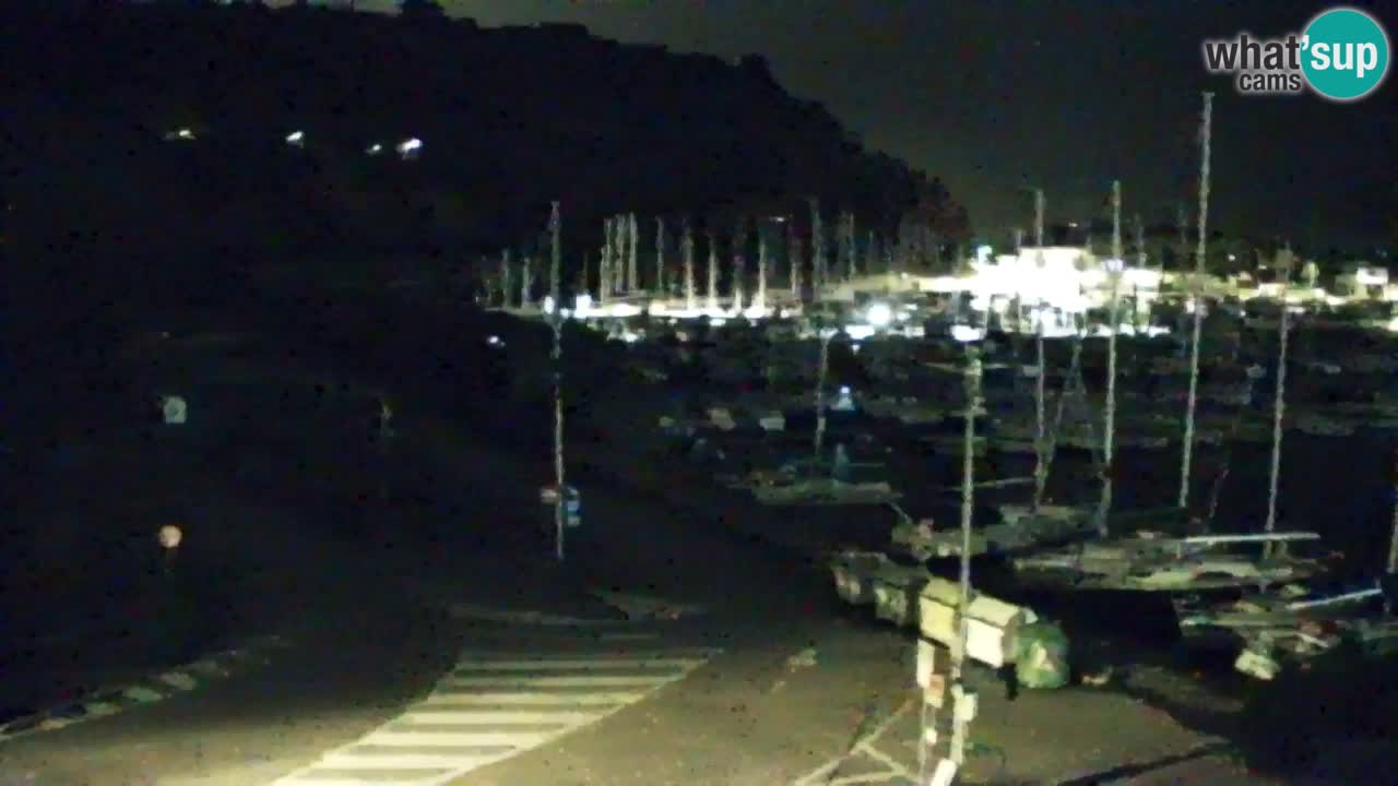 Spletna kamera Sesljan (Sistiana) – Pogled na marino in zaliv