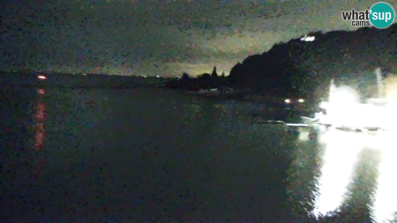 Spletna kamera Sesljan (Sistiana) – Pogled na marino in zaliv