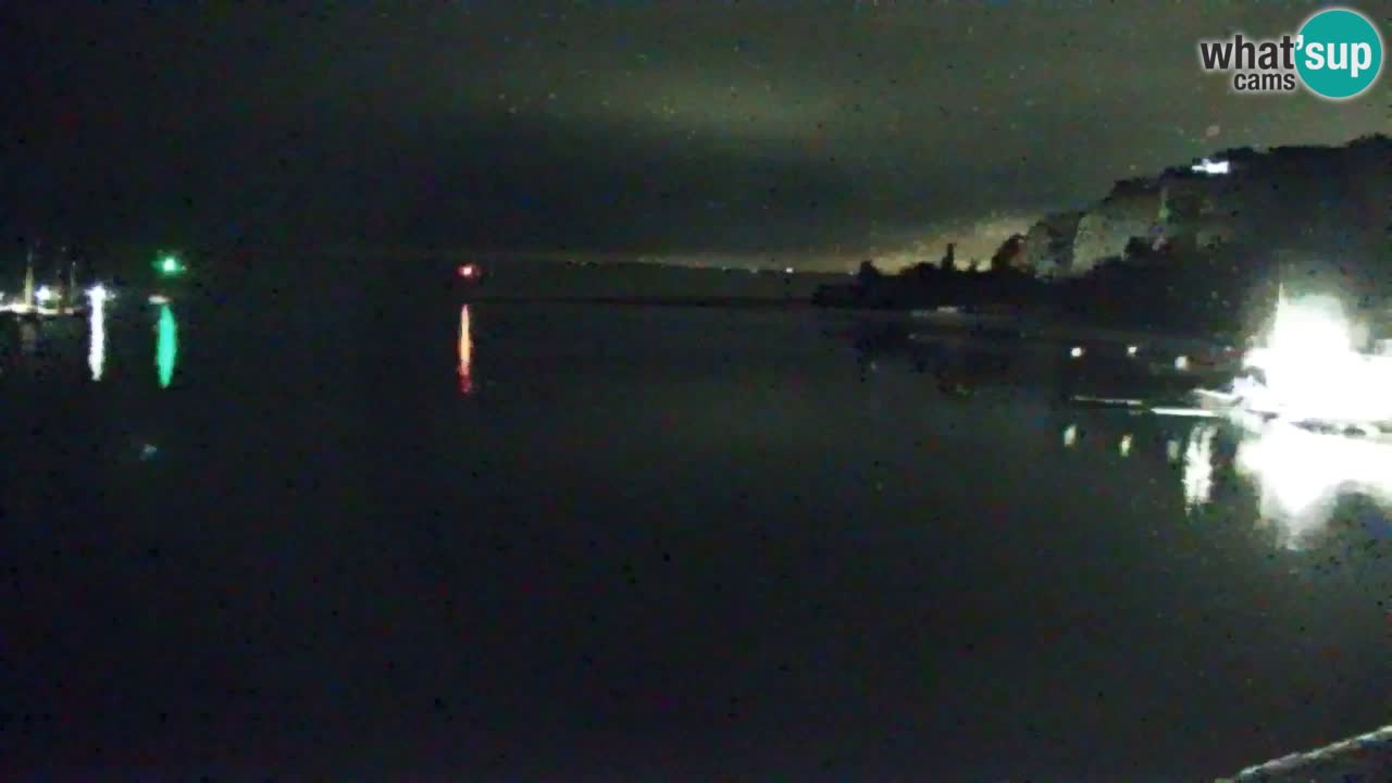 Webcam Sistiana – Pogled na marinu i zaljev