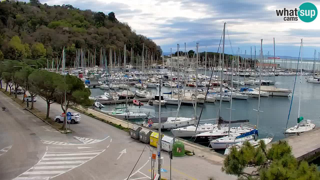 Webcam Sistiana – Vue sur la marina et la baie