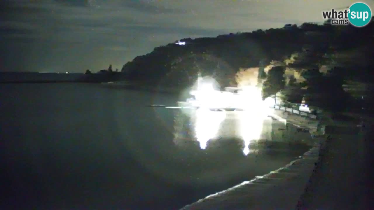 Webcam Sistiana – Vue sur la marina et la baie