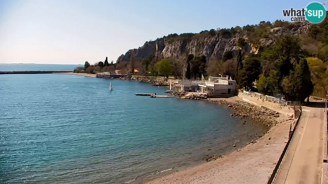 Webcam Sistiana – Vue sur la marina et la baie