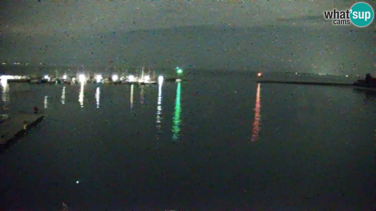 Spletna kamera Sesljan (Sistiana) – Pogled na marino in zaliv