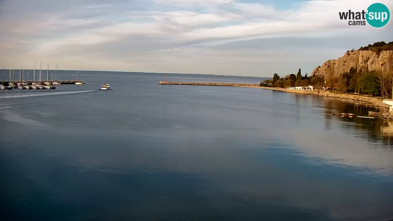 Webcam Sistiana – Vue sur la marina et la baie