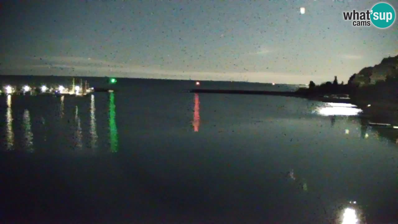 Spletna kamera Sesljan (Sistiana) – Pogled na marino in zaliv