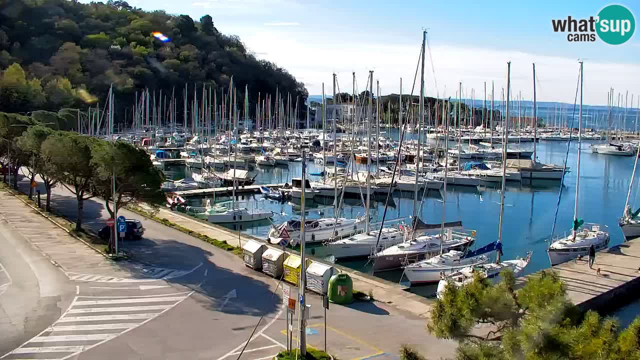 Webcam Sistiana – Vue sur la marina et la baie