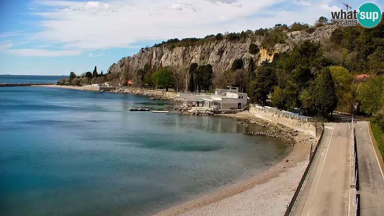 Webcam Sistiana – Pogled na marinu i zaljev