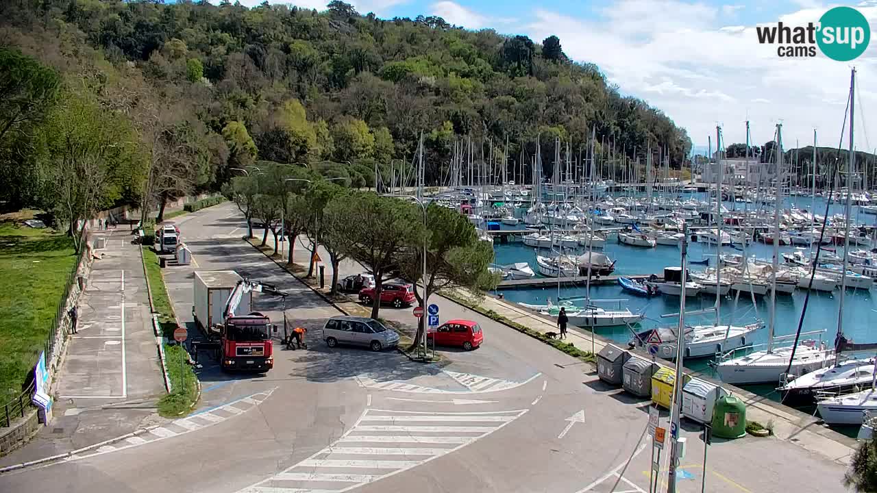Webcam Sistiana – Vue sur la marina et la baie