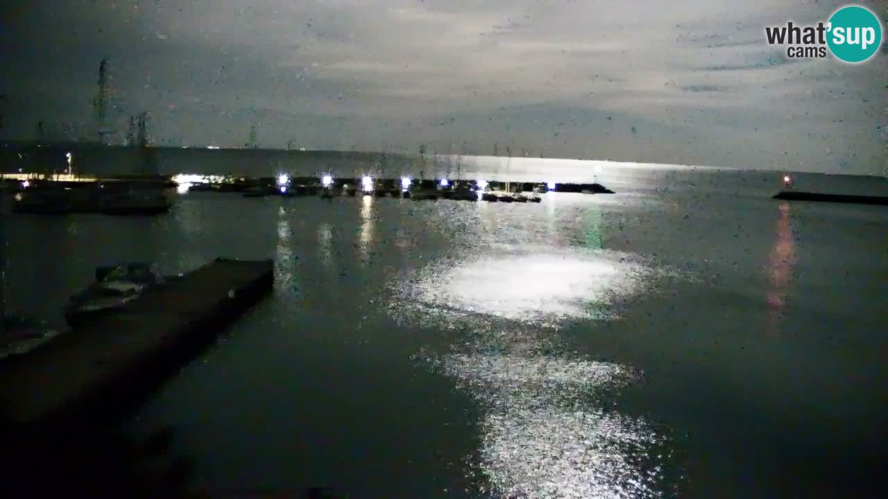 Webcam Sistiana – Pogled na marinu i zaljev