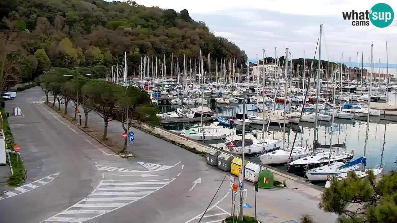 Webcam Sistiana – Vue sur la marina et la baie